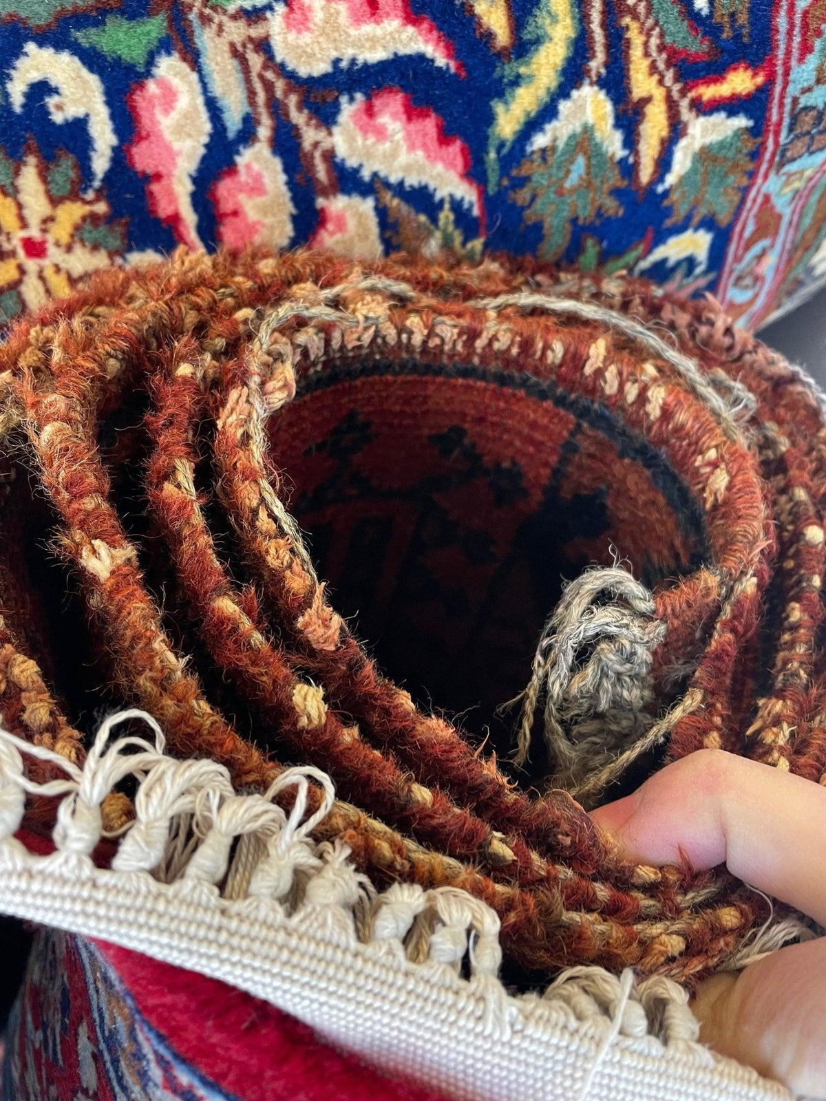 Rug repair and restoration of moth damage | Wool rug | Rugistan®