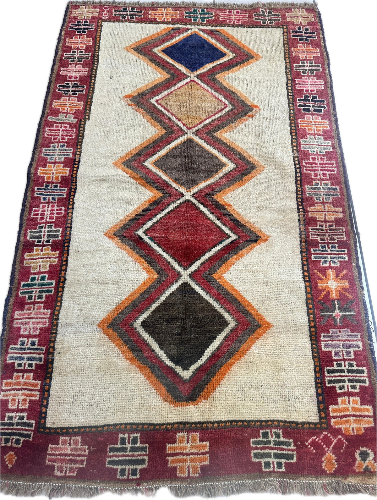Vintage Persian Qashqai Rug 4'9" x 6'1", Hand-Knotted Wool, 1950s, view 2