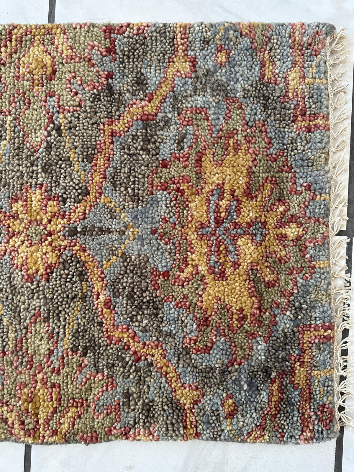 Traditional Area Rug 2x3, Gray, Light Blue & Gold, Hand-Knotted Wool, view 2