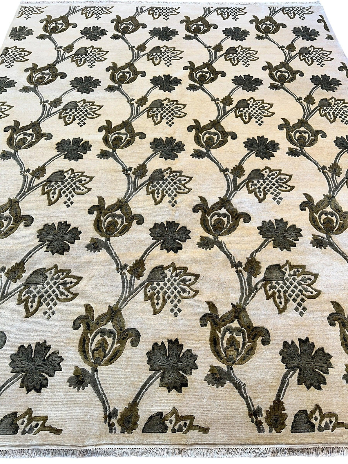 Indian Floral Rug 7'11" x 9'9", Hand-Knotted Wool, Beige & Green, view 2