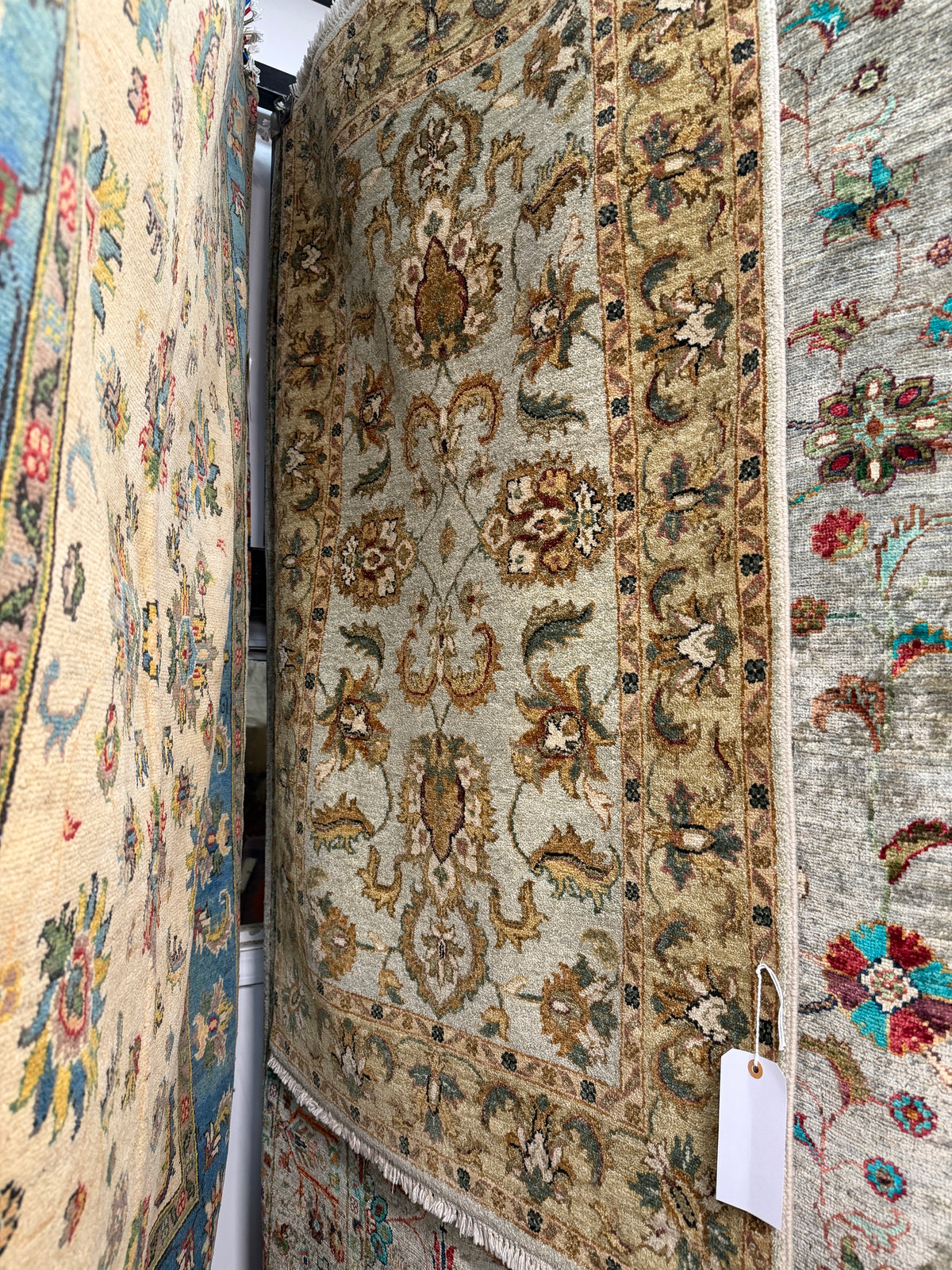 Traditional Area Rug 3x5, Ivory, Gold & Olive Green, Wool