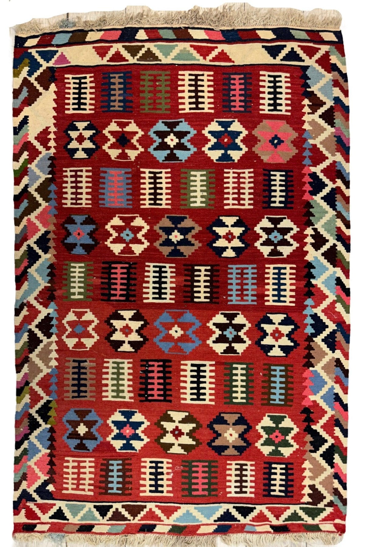 Vintage Persian Qashqai Kilim 3'2" x 4'9", Hand-Woven Wool, 1940s
