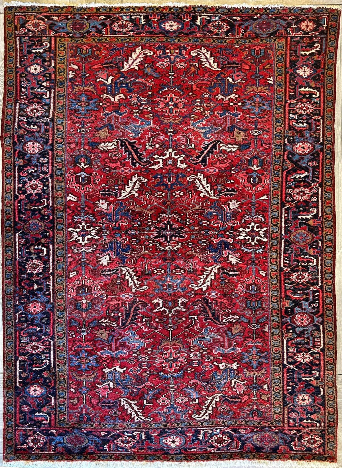 Antique Persian Heriz rug | Hand-knotted wool | Rugistan®