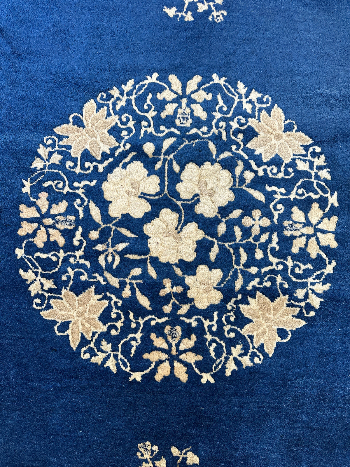 Antique Chinese Rug 9' x 11'6", Hand-Knotted Wool, 19th-Century, view 4
