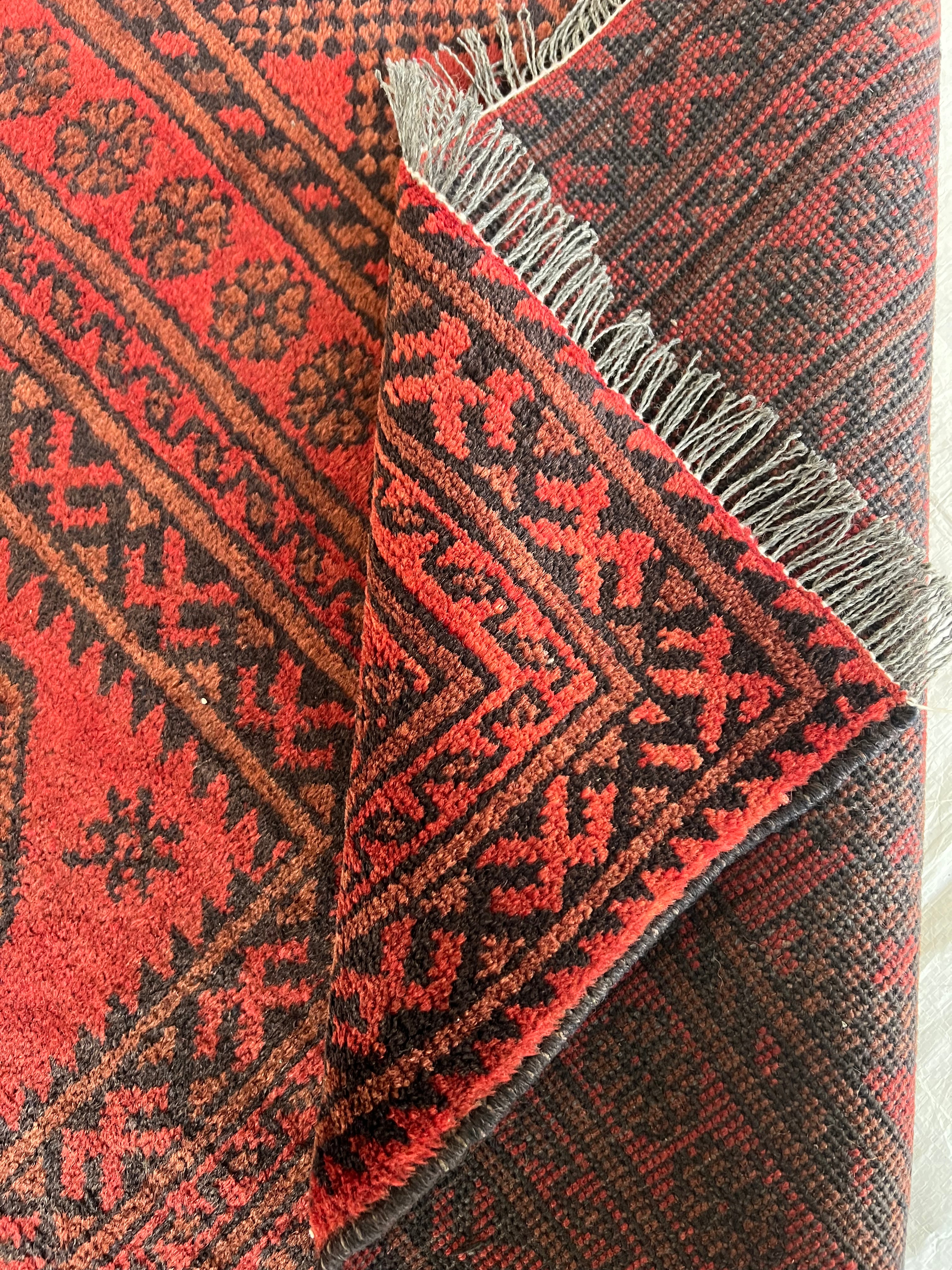 Gul Rug 7x9 | Burgundy, Red & Black | Hand-Knotted Wool