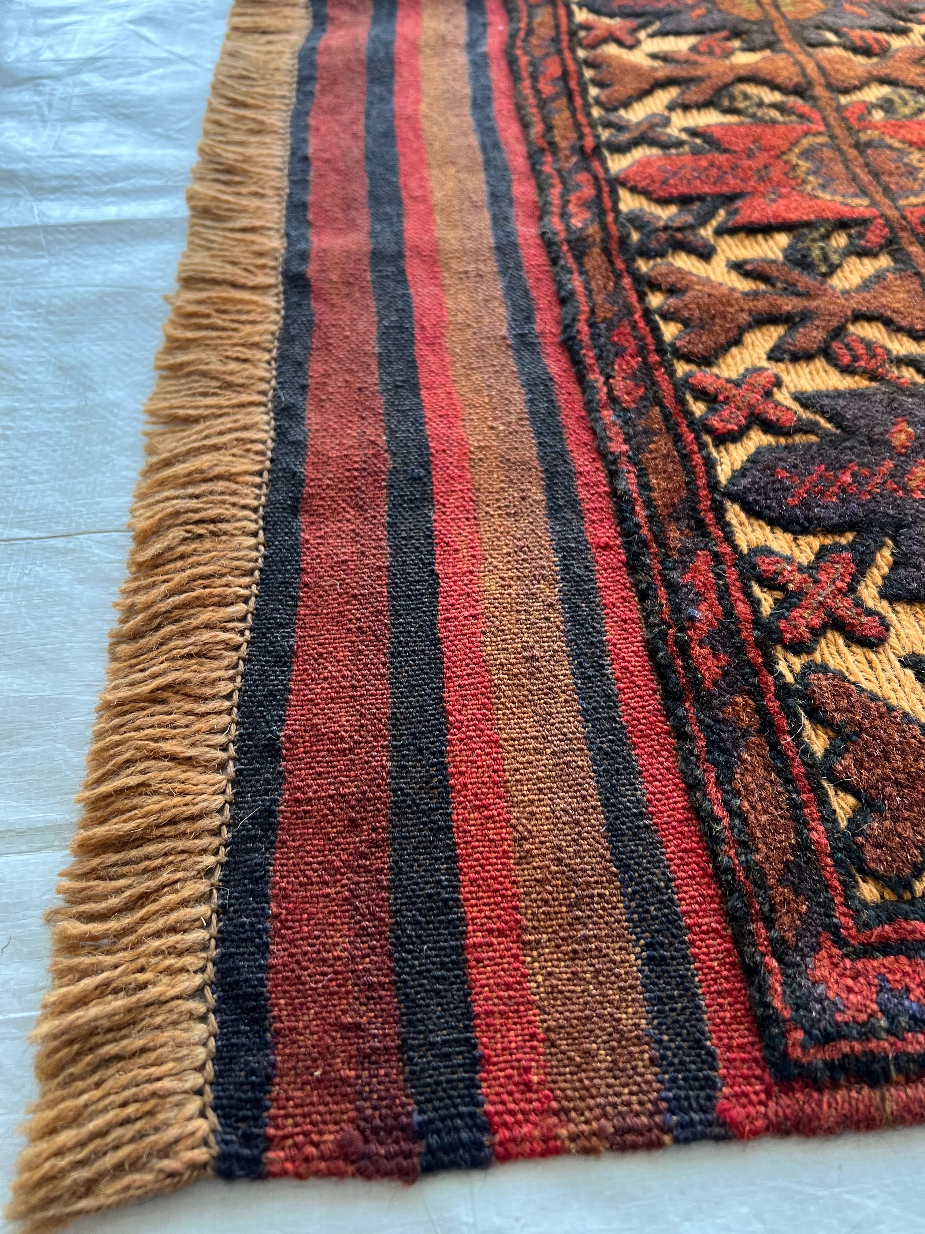 Oriental Rug 4x6 | Gold, Brown & Red | Hand-Knotted Wool