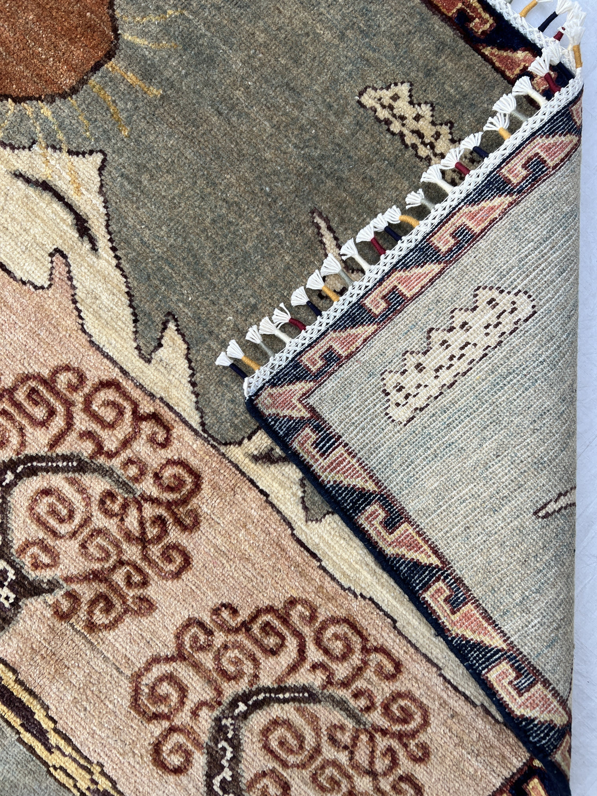 Lion Pictorial Gabbeh Rug 6x9 | Beige, Brown & Sage | Hand-Knotted Wool