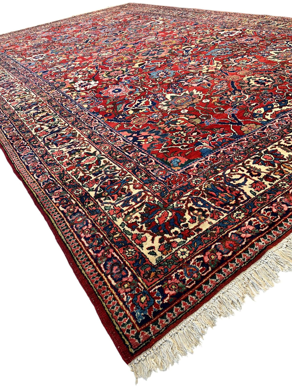 Antique Persian Bakhtiari Rug 8'6" x 13'2", Hand-Knotted Wool, c. 1900, view 7