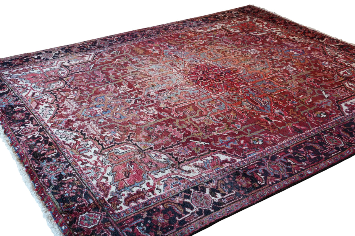 Vintage Persian Heriz Rug 7'10" x 9'8", Hand-Knotted Wool, 1940s, view 4