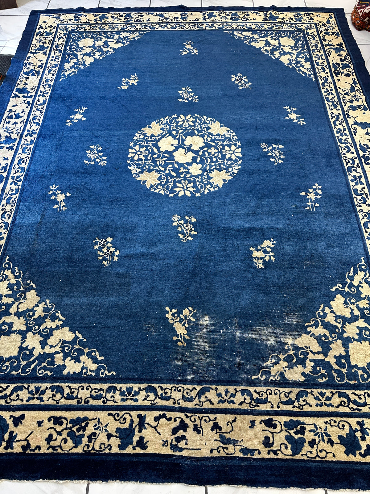 Antique Chinese Rug 9' x 11'6", Hand-Knotted Wool, 19th-Century, view 5