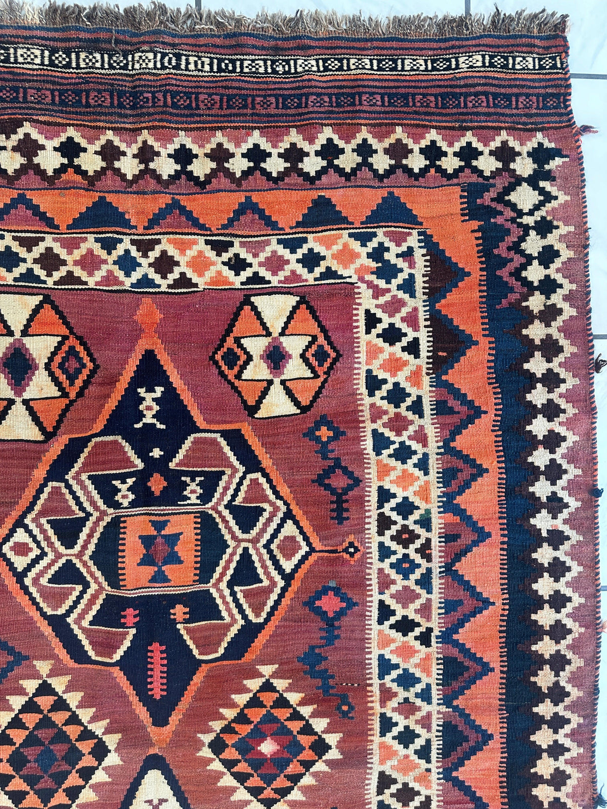 Vintage Persian Qashqai Kilim 5'3" x 9'6", Hand-Woven Wool, 1980s, view 8