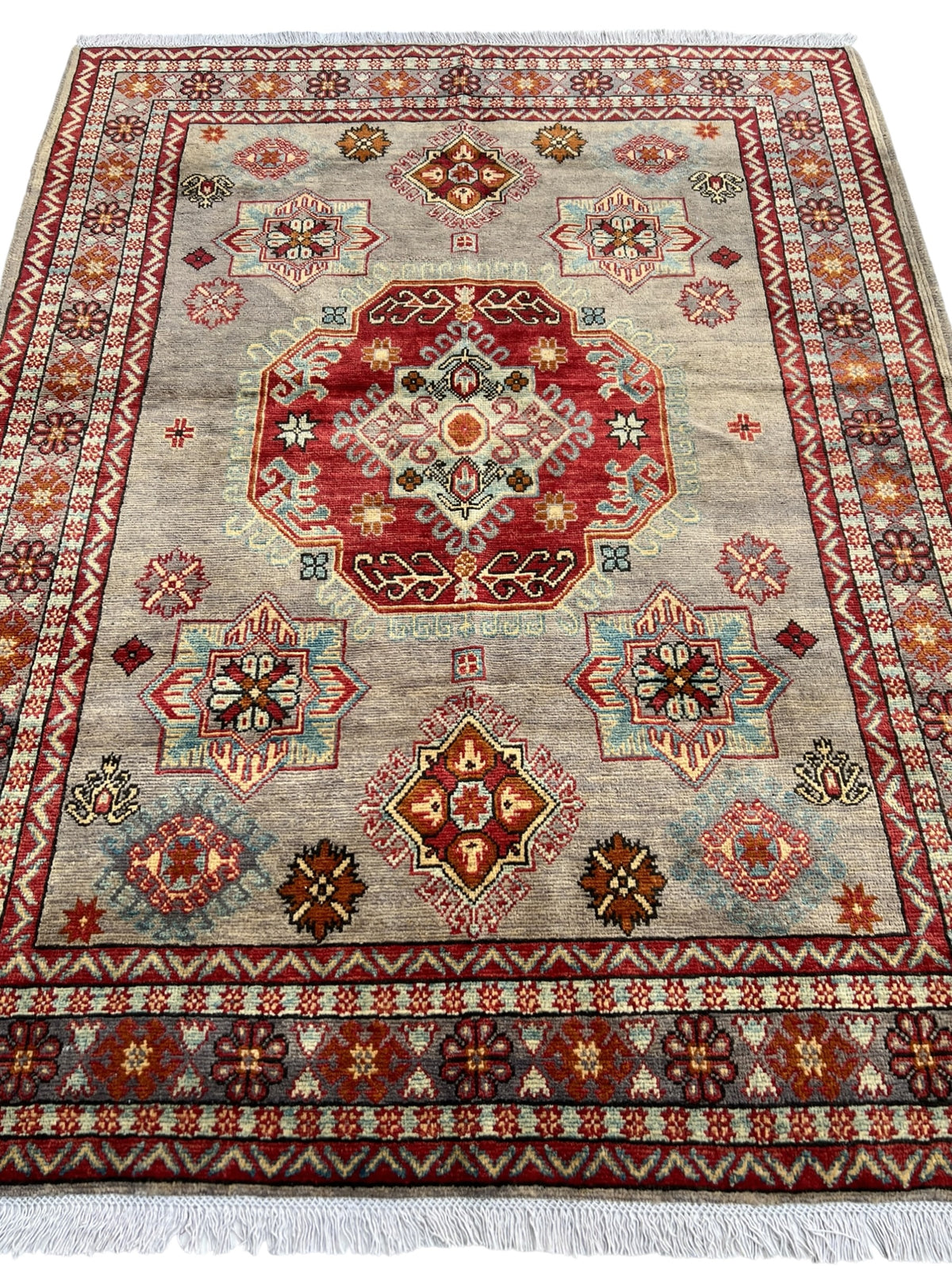 Kazak Rug 5x7 | Gray, Red & Ivory | hand-knotted wool | full view, end