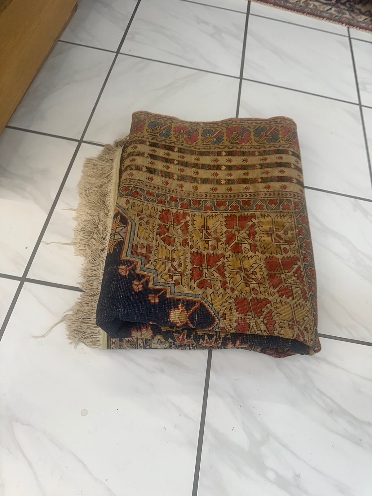 Antique Turkish Ghiordes Prayer Rug 4'3" x 5'10", view 3