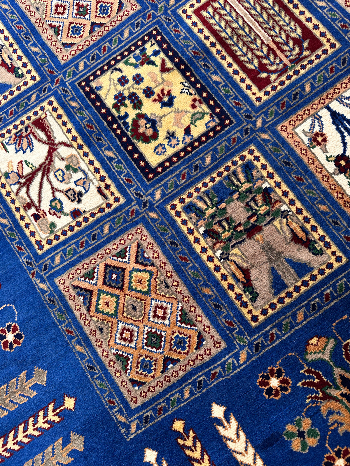 Afghan Bakhtiari Rug 6'9" x 9'8", Hand-Knotted Wool, Garden Design, view 5