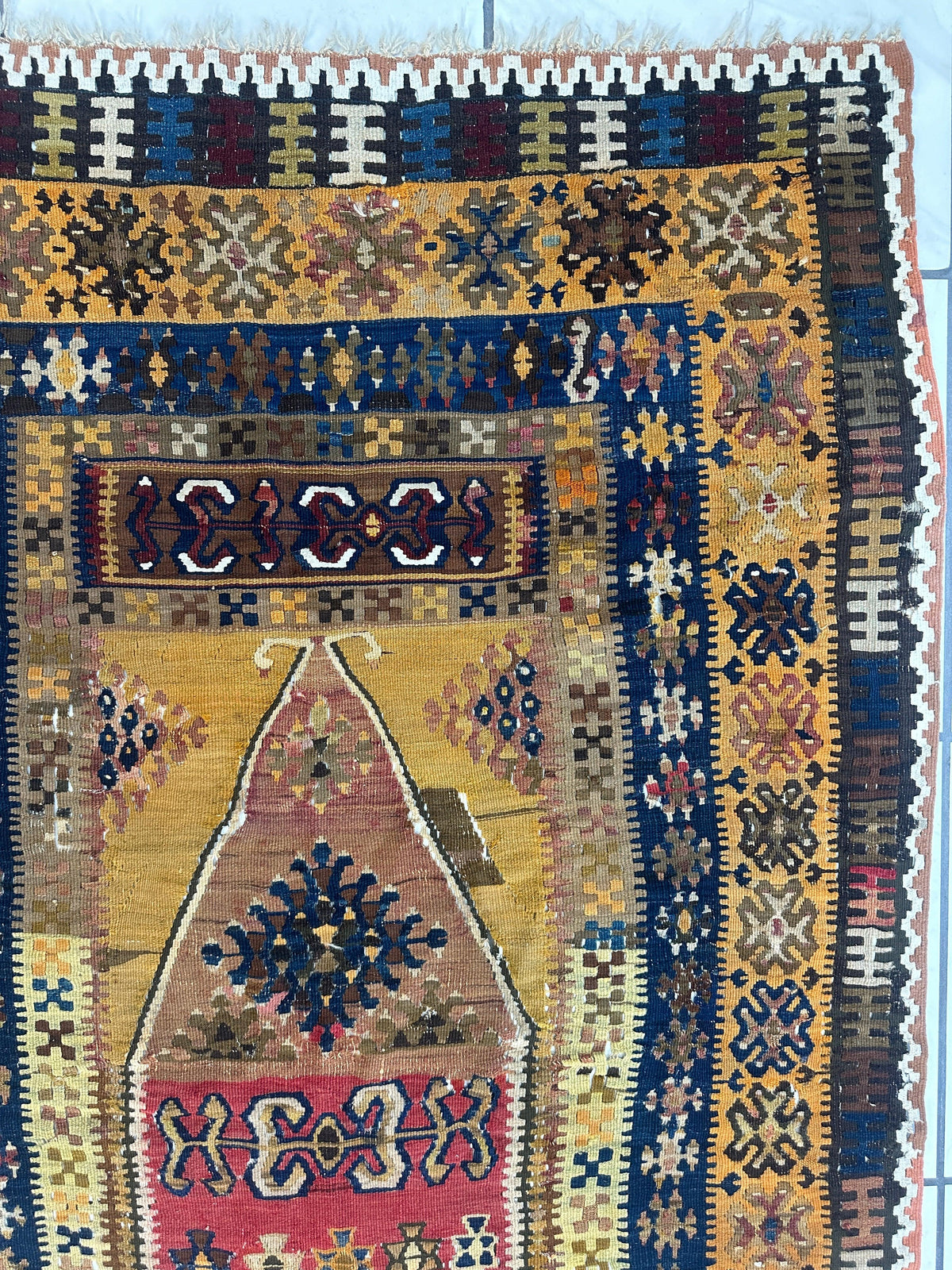 Antique Turkish Prayer Rug 4' x 6'6", Hand-Knotted Wool, 1920s, view 8