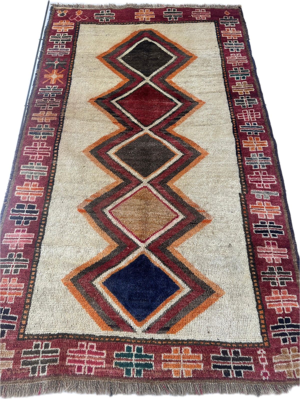 Vintage Persian Qashqai Rug 4'9" x 6'1", Hand-Knotted Wool, 1950s, view 3