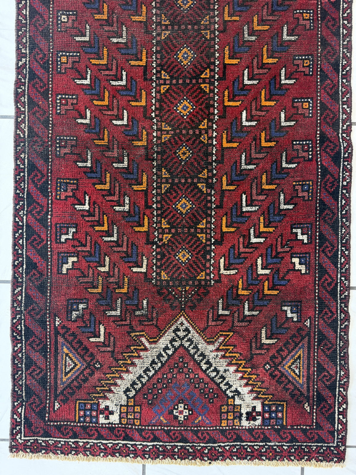 Baluch prayer rug field | Turkmen design chevrons | column of diamonds