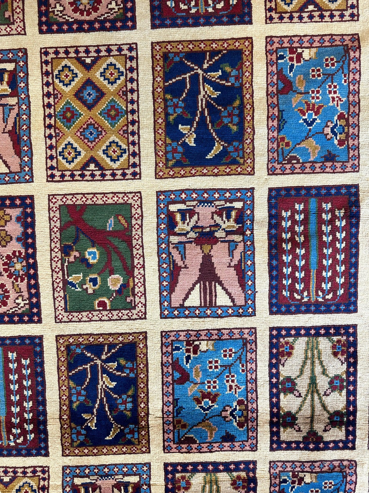 Afghan Bakhtiari Rug 7x10, Ivory, Navy & Light Blue, Hand-Knotted Wool, view 15