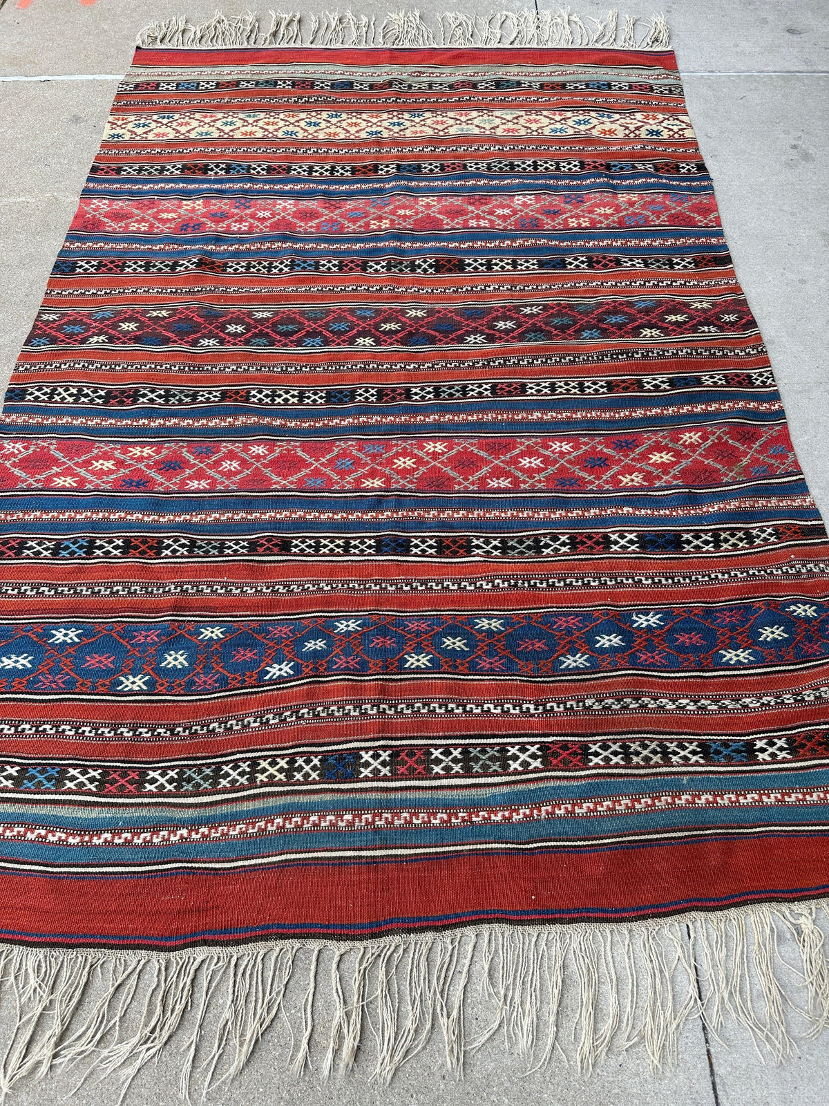 Antique Shahsavan Soumak Rug 4'9" x 7'4", Hand-Woven Wool, c. 1900, view 3