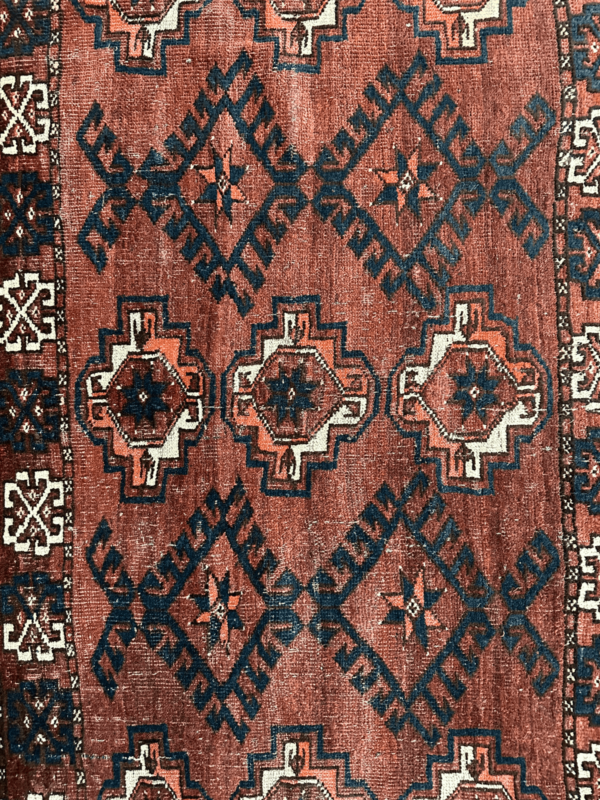 Antique Kizil Ayak Chuval 2'10" x 5', Hand-Knotted Wool, Cream & Red, view 7