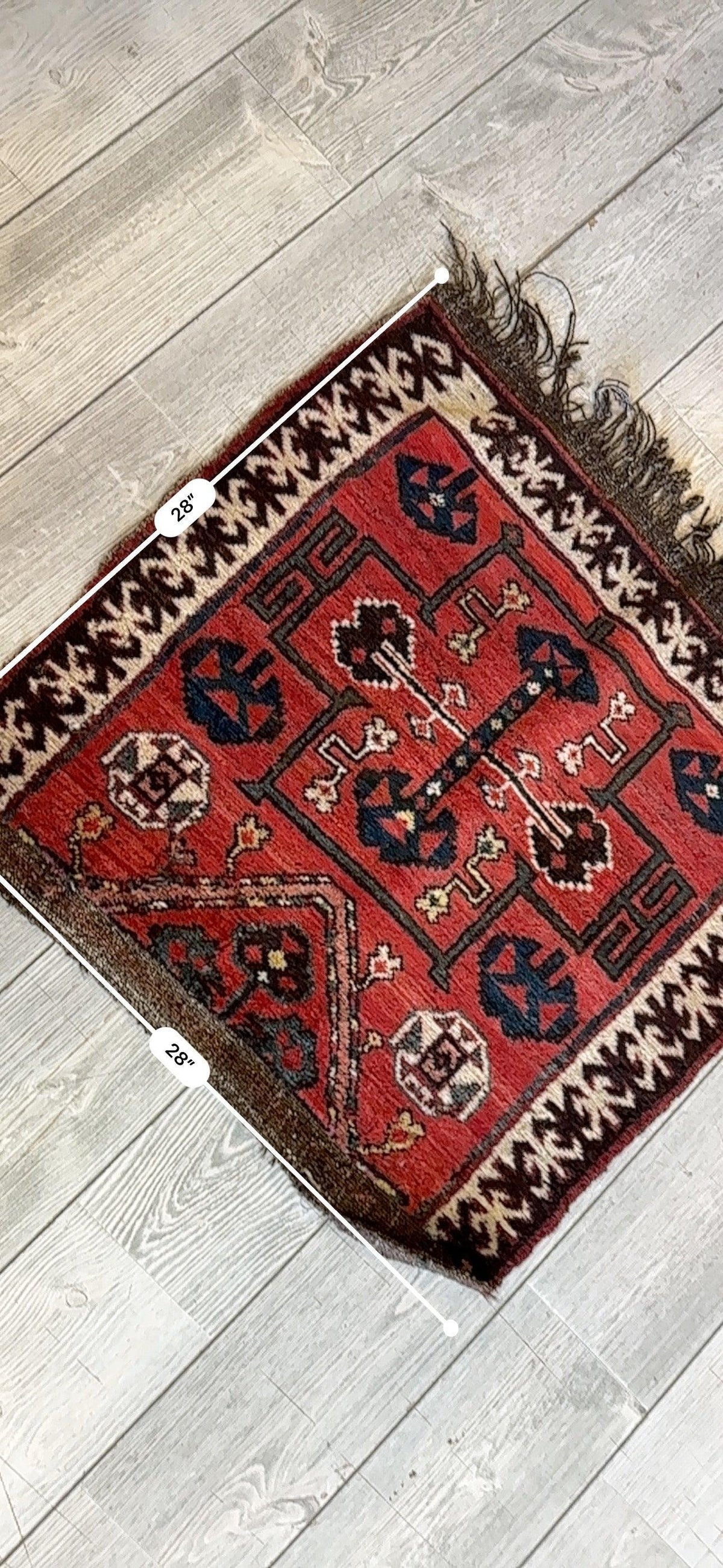 Vintage Persian Bagface 18" x 18", Hand-Knotted Wool, 1950s, view 6