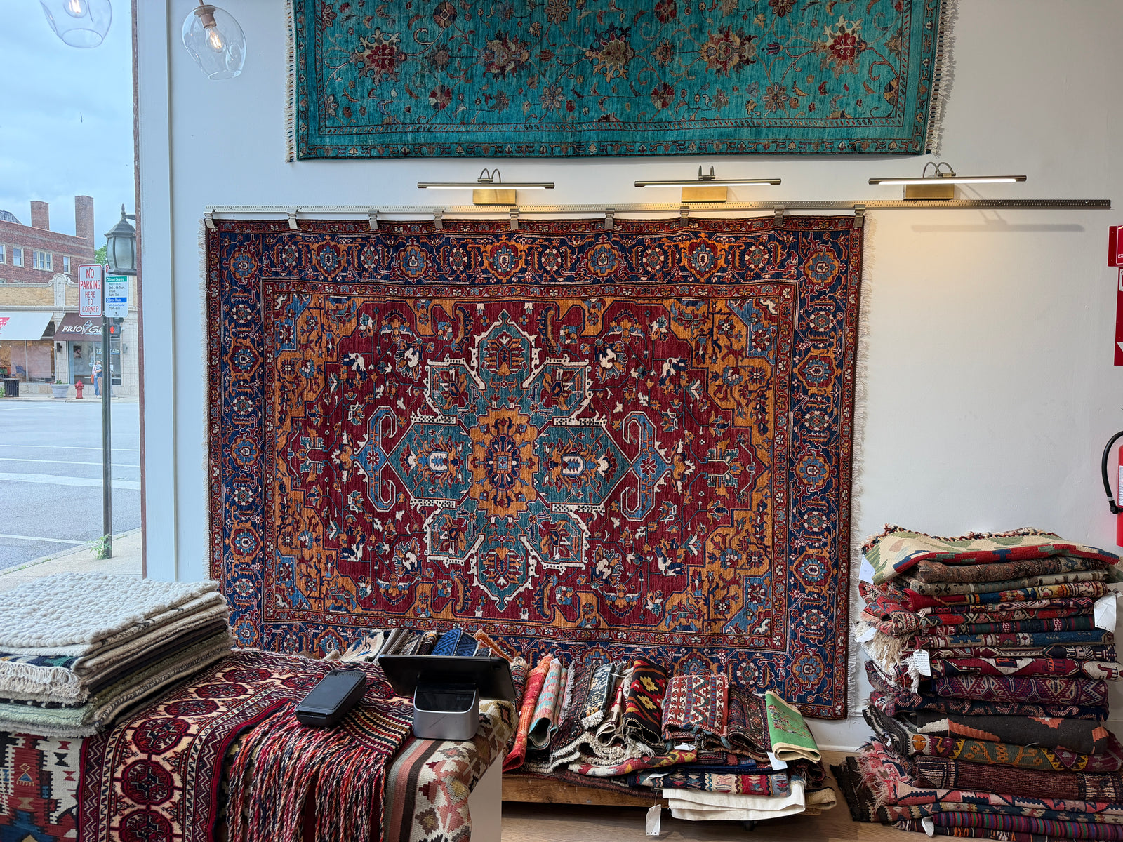 Evanston Rug Store | Hand-Knotted Persian & Oriental Rugs | Handmade Area Rugs Chicago