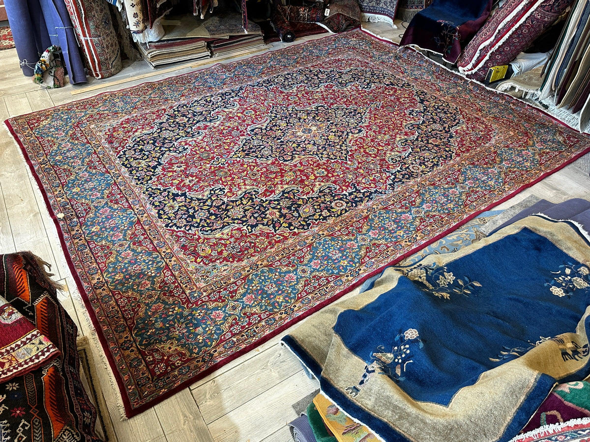 Vintage Persian Medallion Rug 9'10" x 13'1", Hand-Knotted Wool, 1950s, view 12