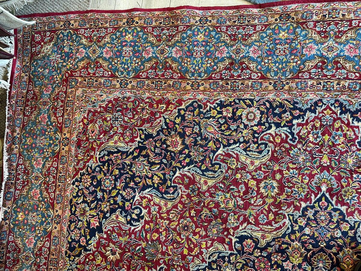 Vintage Persian Medallion Rug 9'10" x 13'1", Hand-Knotted Wool, 1950s, view 15