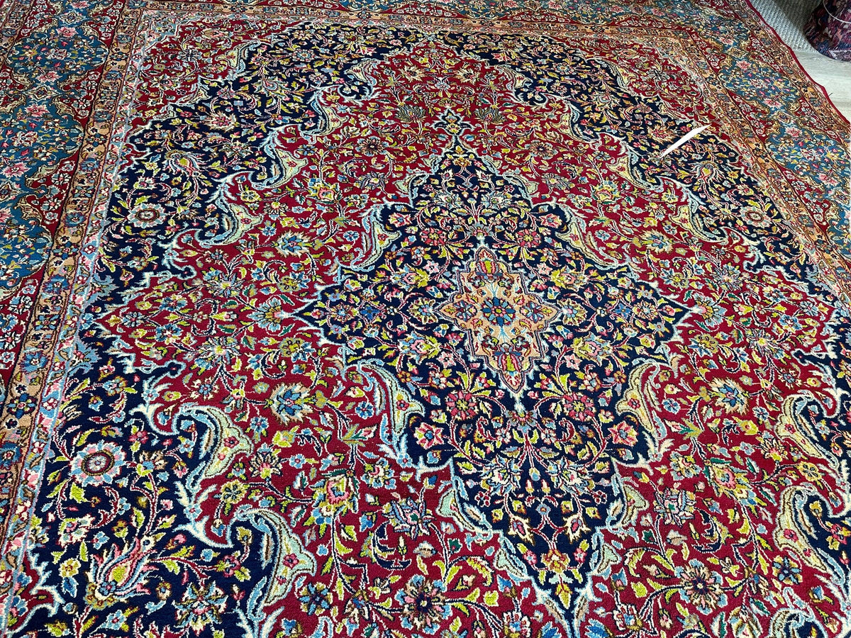 Vintage Persian Medallion Rug 9'10" x 13'1", Hand-Knotted Wool, 1950s, view 17