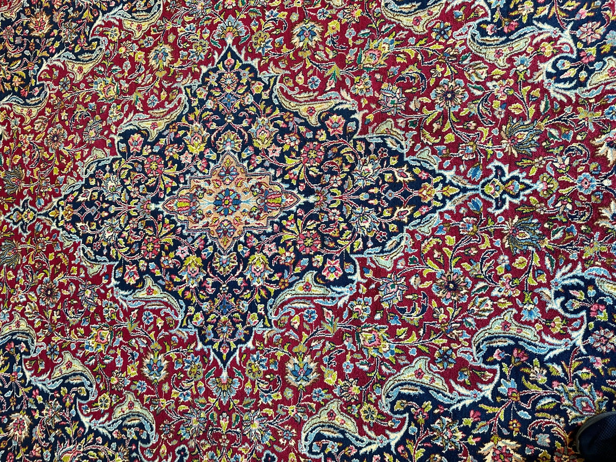 Vintage Persian Medallion Rug 9'10" x 13'1", Hand-Knotted Wool, 1950s, view 18