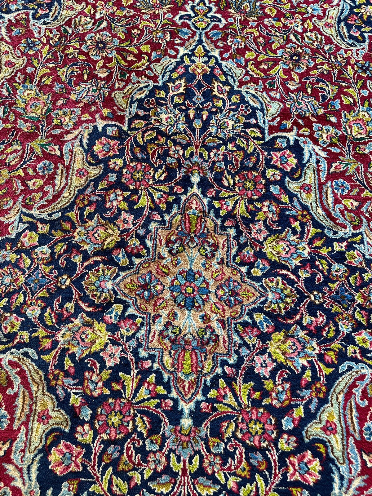 Vintage Persian Medallion Rug 9'10" x 13'1", Hand-Knotted Wool, 1950s, view 25