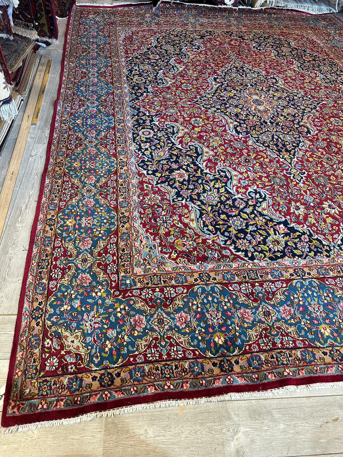 Vintage Persian Medallion Rug 9'10" x 13'1", Hand-Knotted Wool, 1950s, view 4