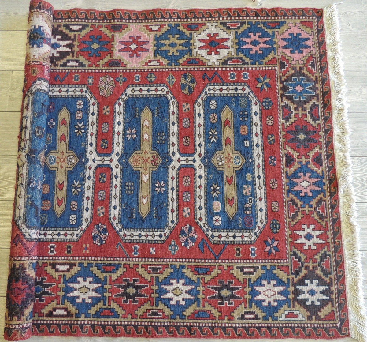 Exquisite Vintage Hand Knotted Soumak Area Rug 6x4 Ft, view 5